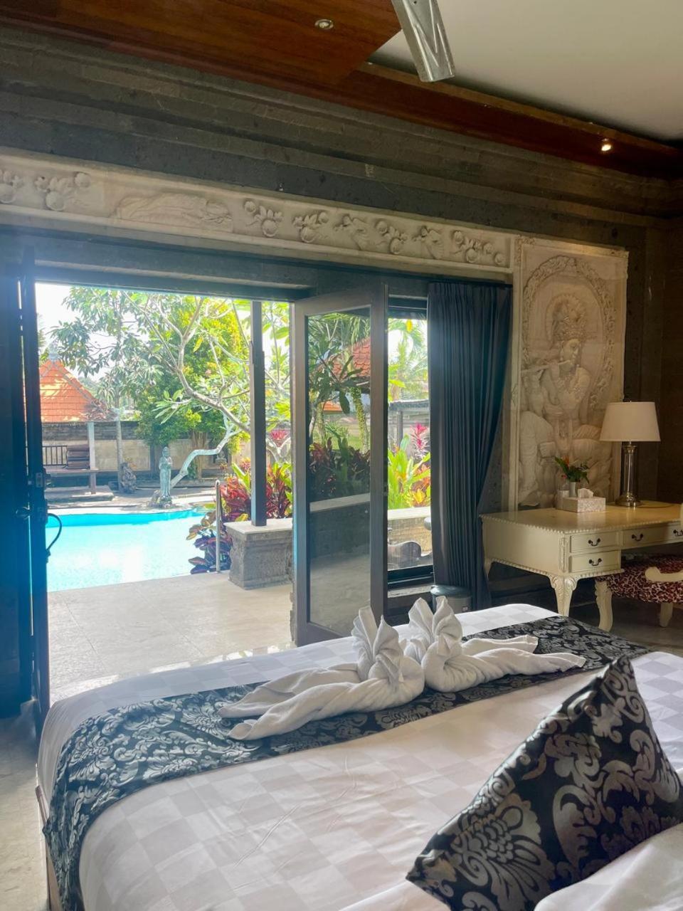 Arbathu Villa Ubud Exterior photo
